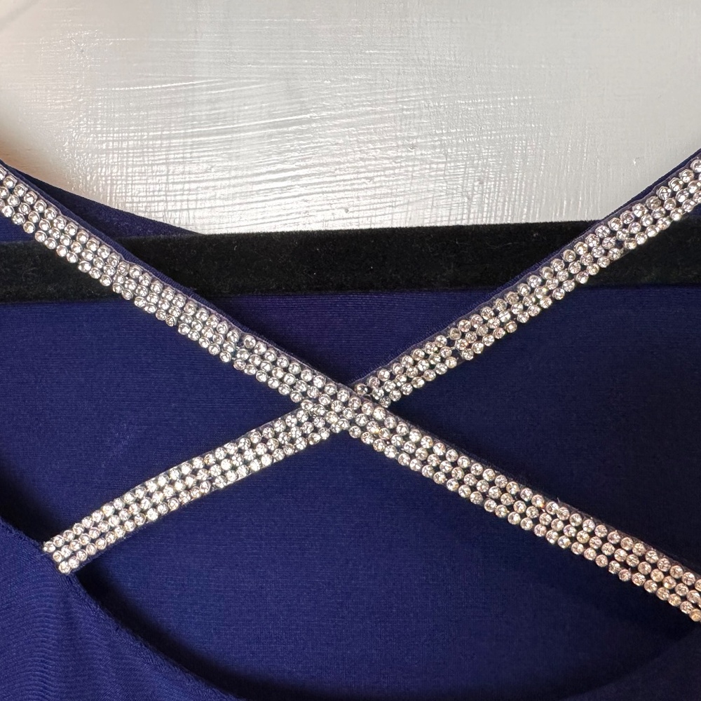 New MSK Illusion Bell Sleeve Rhinestone Embellished Top Size Medium Petite - Picture 3 of 8